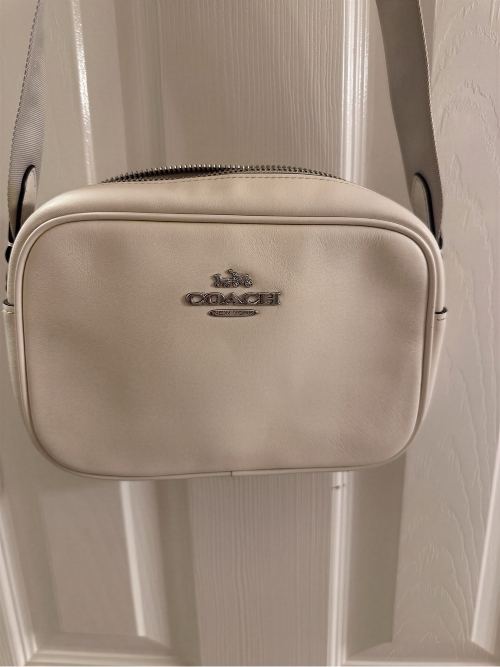 Coach Mini Jamie Camera Crossbody Bag – Chalk White Refined Calf Leather